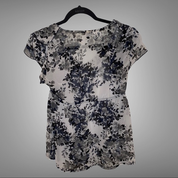 Wrapper Top - Picture 2 of 4